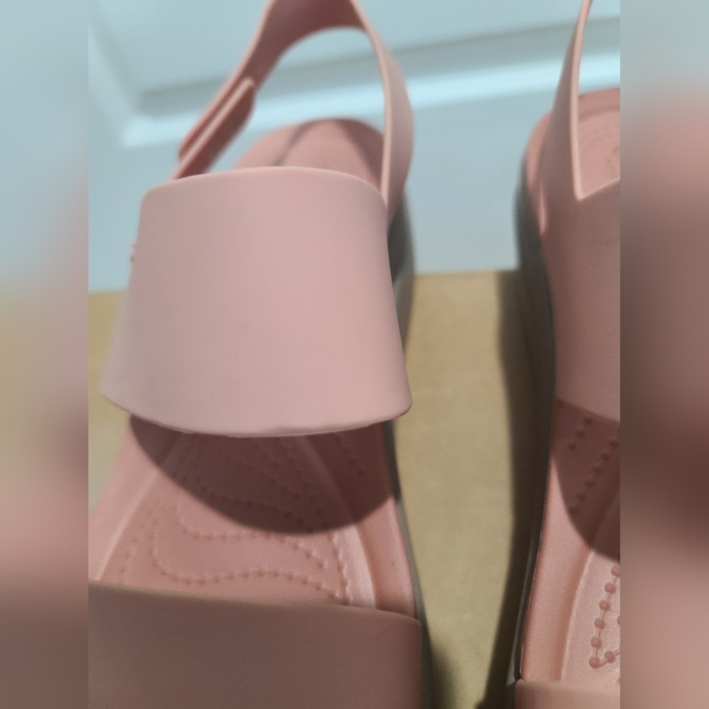 Crocs Wedge - Picture 3 of 4